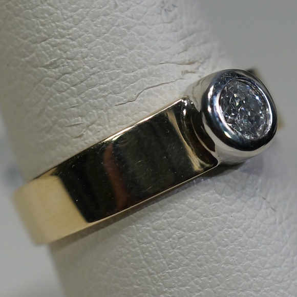 14KTT Gold Handmade Solitaire Genuine Diamond Ring - Picture 2 of 8